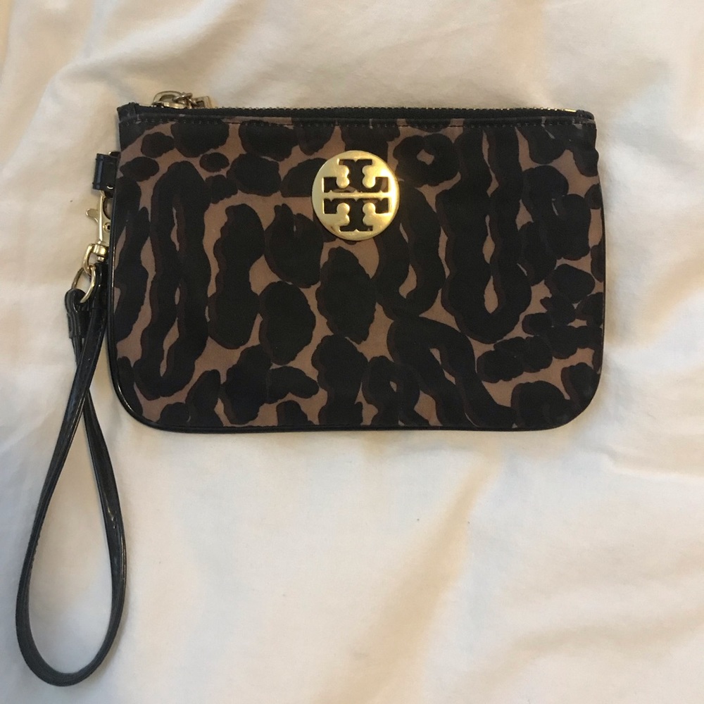 Tory Burch zip clutch/wrist clutch